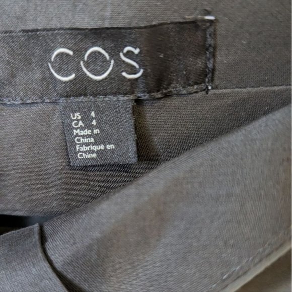 COS  Pleated Trousers Grey 4 - Picture 6 of 10